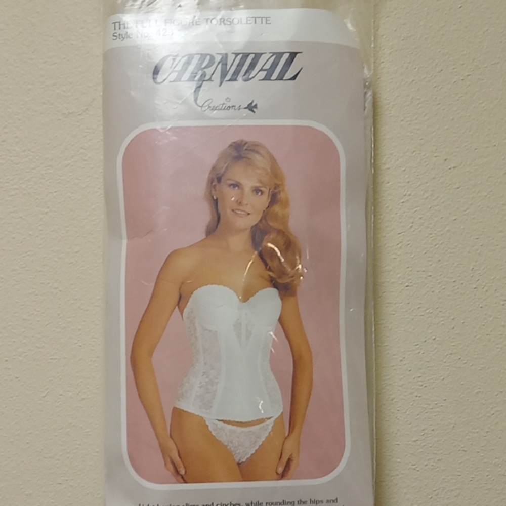 Nwt White Lace Torsolette Size 42 D